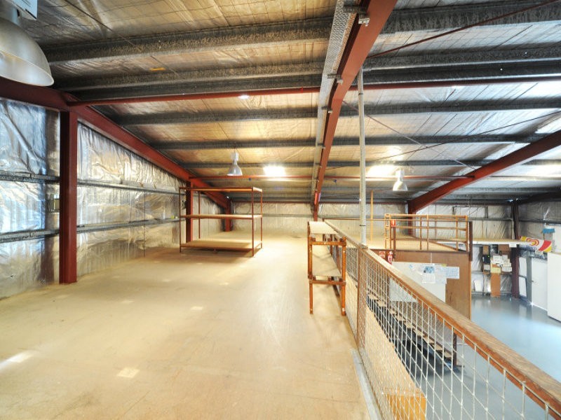 7 Carlo Drive, Cannonvale QLD 4802