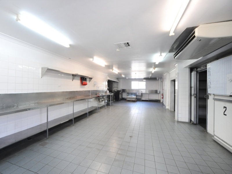 7 Carlo Drive, Cannonvale QLD 4802