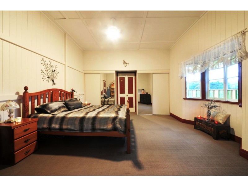 227 Sugarloaf Road, Sugarloaf QLD 4800