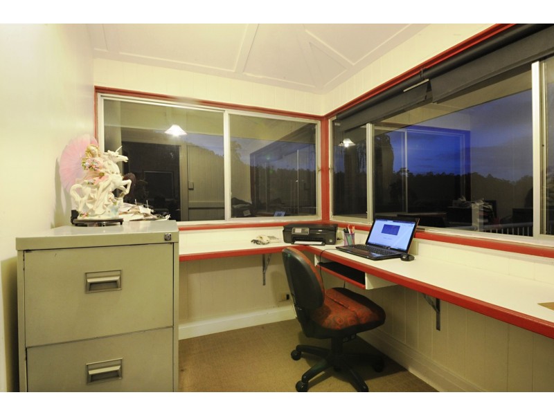 227 Sugarloaf Road, Sugarloaf QLD 4800
