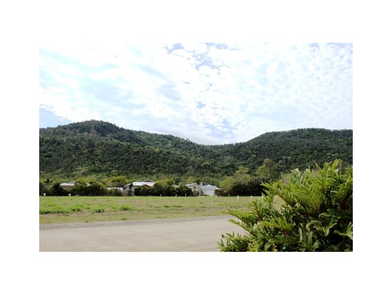 77b Corrimandle Grove, Cannonvale QLD 4802
