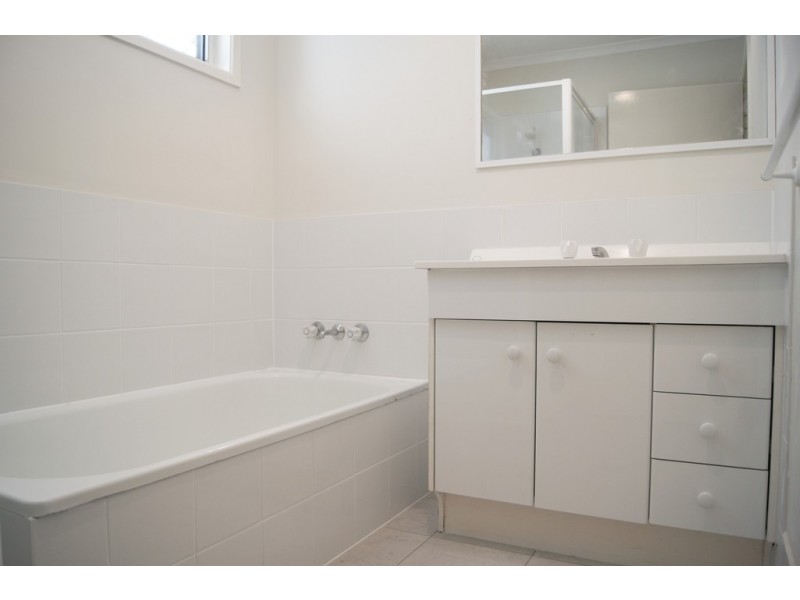 14a Erromango Drive, Jubilee Pocket QLD 4802