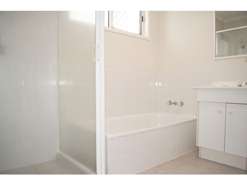 14a Erromango Drive, Jubilee Pocket QLD 4802