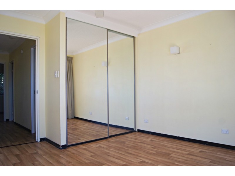 15/2 Eshelby Drive, Cannonvale QLD 4802