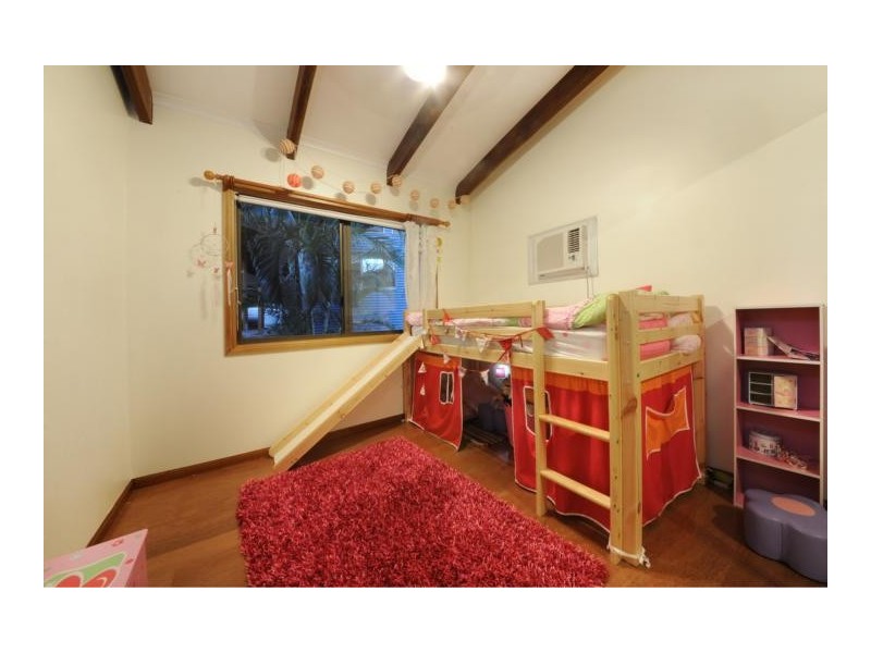 40 Island Drive, Cannonvale QLD 4802