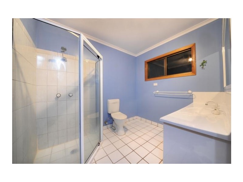 40 Island Drive, Cannonvale QLD 4802