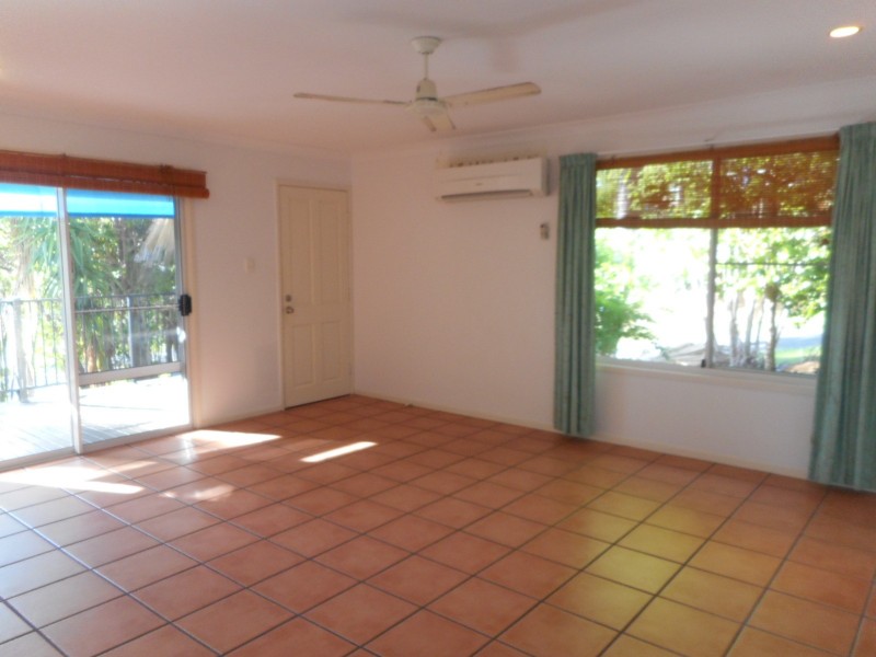 11 Wambiri Street, Cannonvale QLD 4802