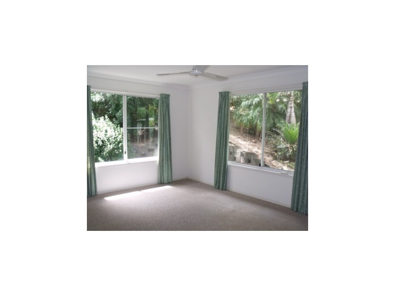 11 Wambiri Street, Cannonvale QLD 4802