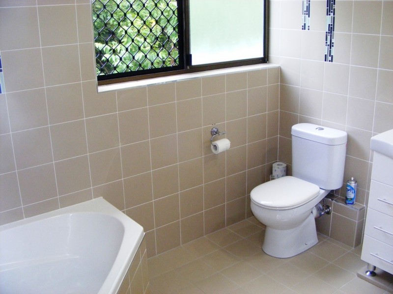 24/2 Eshelby Drive, Cannonvale QLD 4802