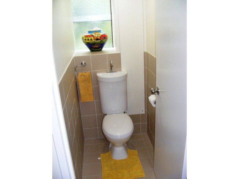 24/2 Eshelby Drive, Cannonvale QLD 4802