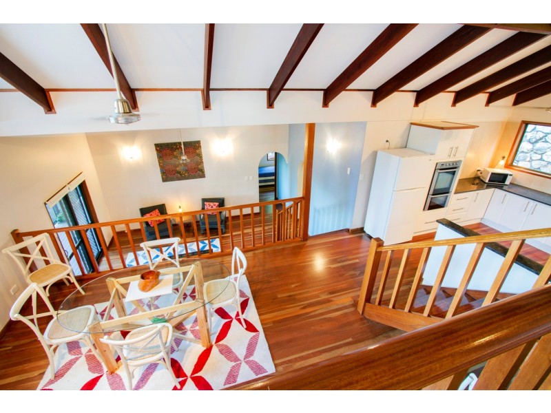 7 Kara Crescent, Airlie Beach QLD 4802