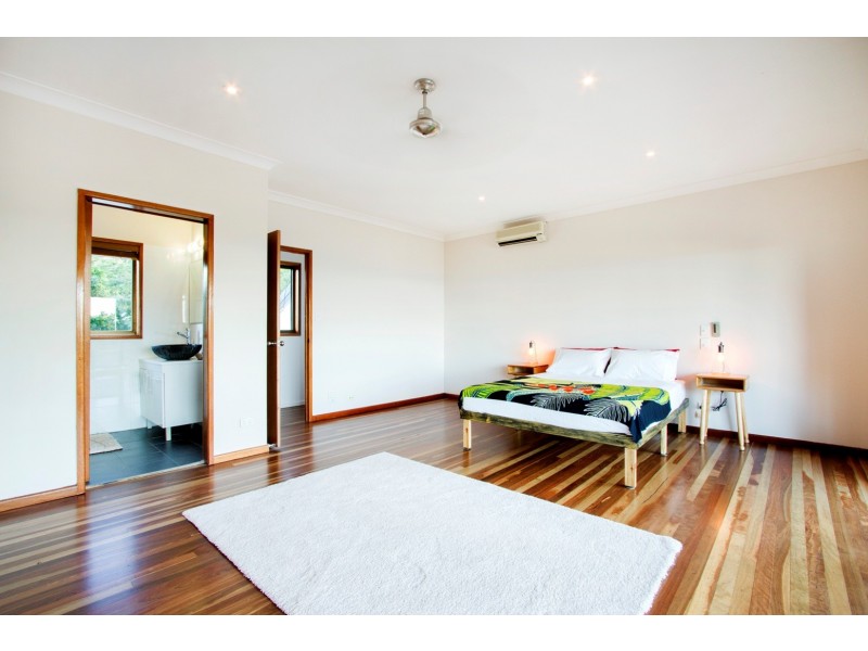 7 Kara Crescent, Airlie Beach QLD 4802