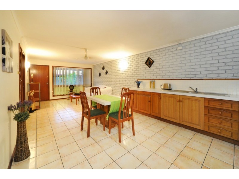 3/20 Pandanus Dr, Cannonvale QLD 4802