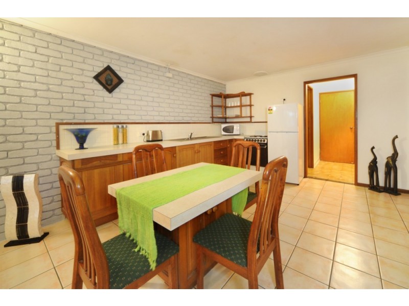 3/20 Pandanus Dr, Cannonvale QLD 4802