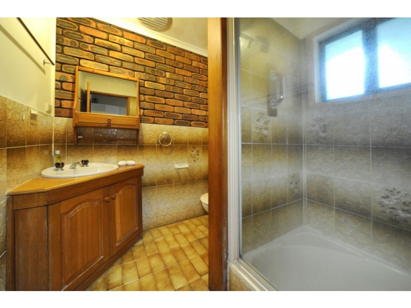 3/20 Pandanus Dr, Cannonvale QLD 4802