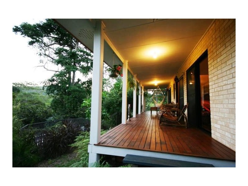 25 Laurina Drive, Strathdickie QLD 4800