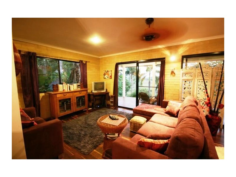 25 Laurina Drive, Strathdickie QLD 4800