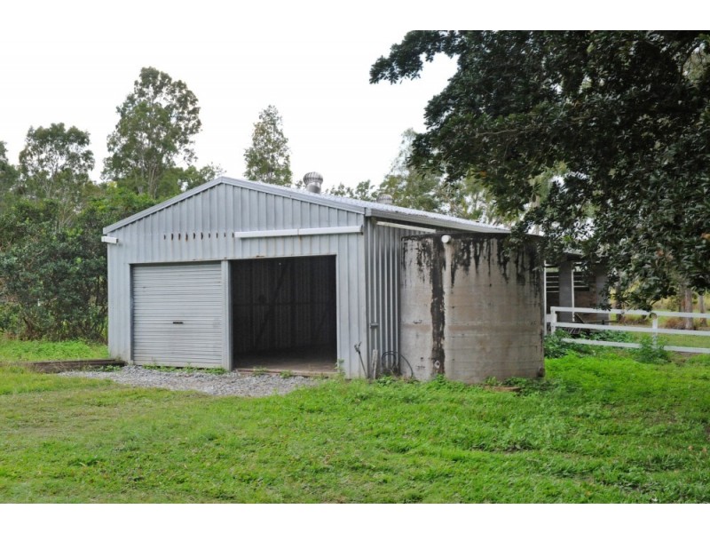 10 Mangrove Road, Cannonvale QLD 4802