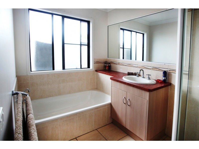 43 Banksia Court, Cannonvale QLD 4802