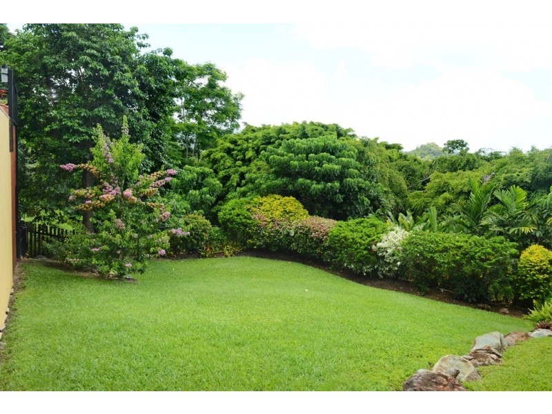 25 Island Drive, Cannonvale QLD 4802