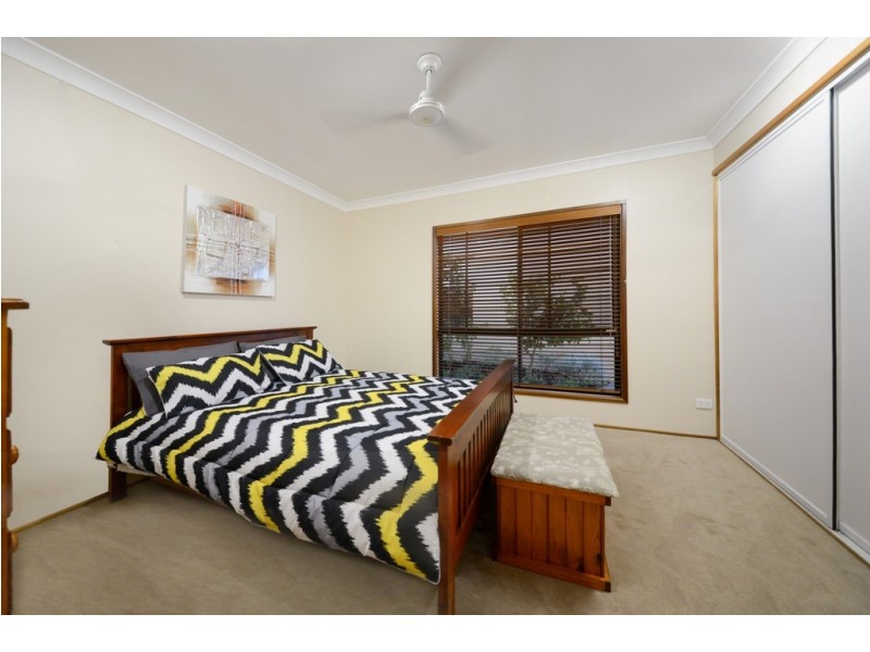 25 Island Drive, Cannonvale QLD 4802