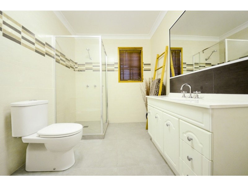 25 Island Drive, Cannonvale QLD 4802