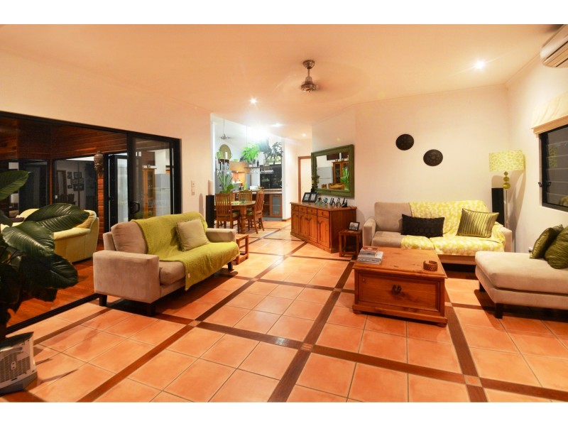 12 Orchid Road, Cannonvale QLD 4802