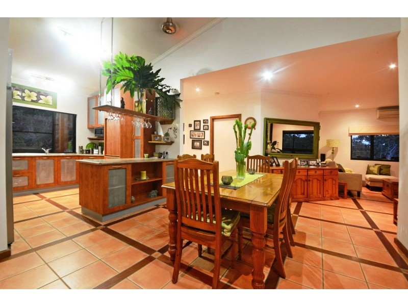 12 Orchid Road, Cannonvale QLD 4802