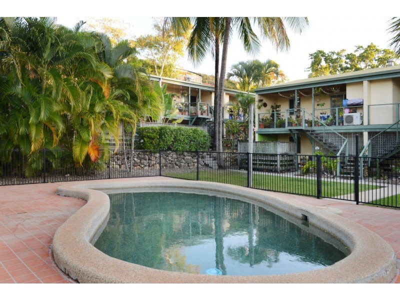 14/6 St Martins Lane, Cannonvale QLD 4802