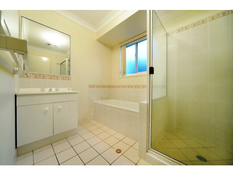8 Phoenix Ct, Jubilee Pocket QLD 4802