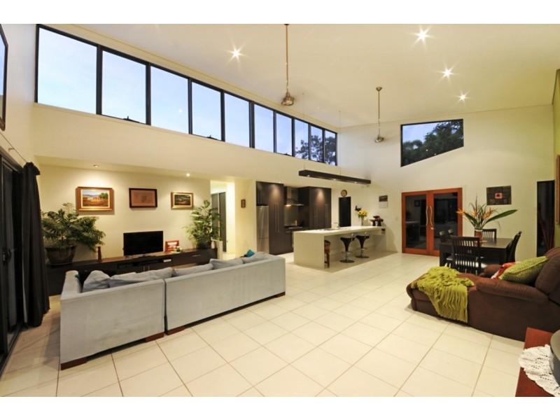 10/14 Hamilton Ave, Cannonvale QLD 4802