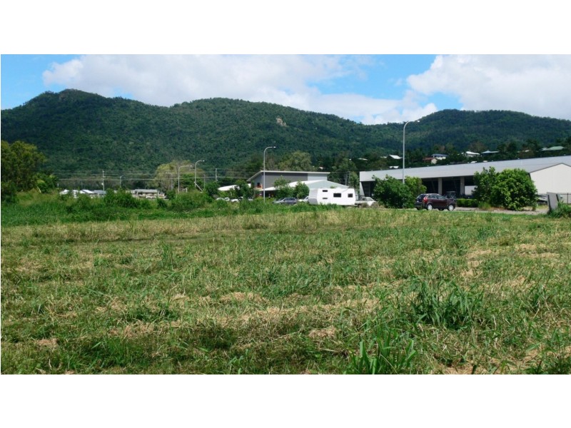 5/11 Shute Harbour Rd, Cannonvale QLD 4802