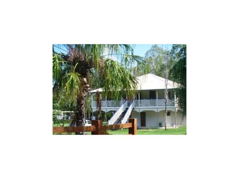 338 (Upstairs Paluma Road, Woodwark QLD 4802