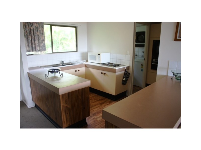 136/4 Eshelby Drive, Cannonvale QLD 4802