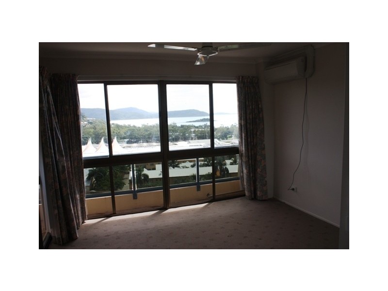 136/4 Eshelby Drive, Cannonvale QLD 4802