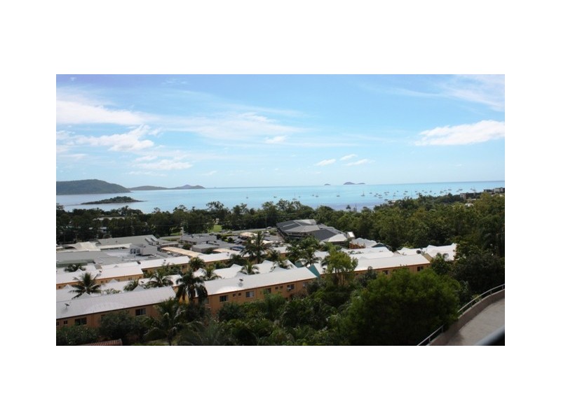 136/4 Eshelby Drive, Cannonvale QLD 4802