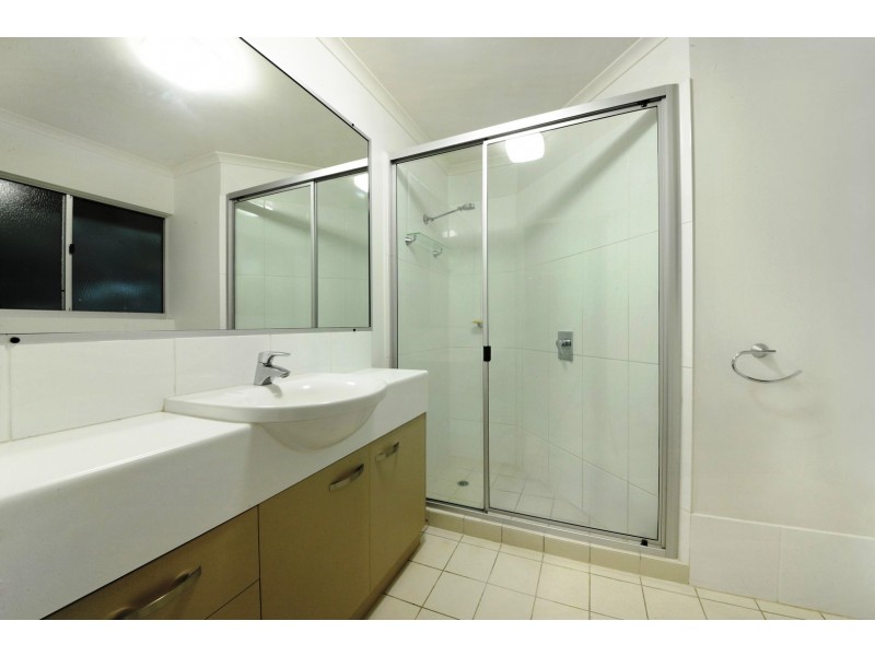 6/36 Waterson Way, Airlie Beach QLD 4802