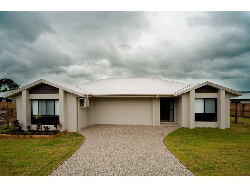 15 Companion Way, Cannonvale QLD 4802