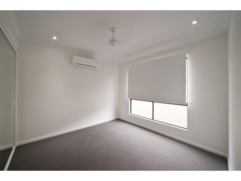 15 Companion Way, Cannonvale QLD 4802
