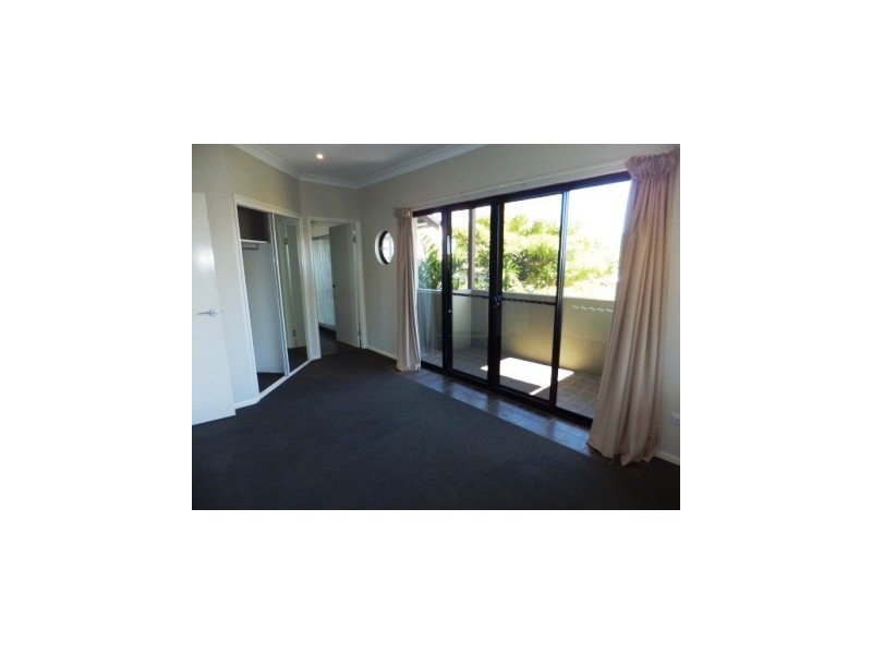 6/14 Altmann Avenue, Cannonvale QLD 4802