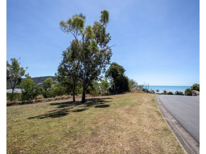 26 Macarthur Drive, Cannonvale QLD 4802