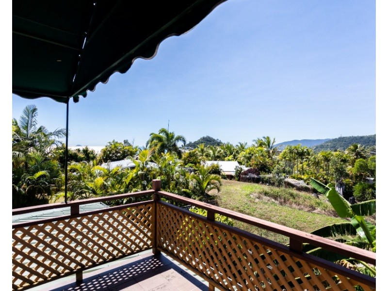 26 Macarthur Drive, Cannonvale QLD 4802