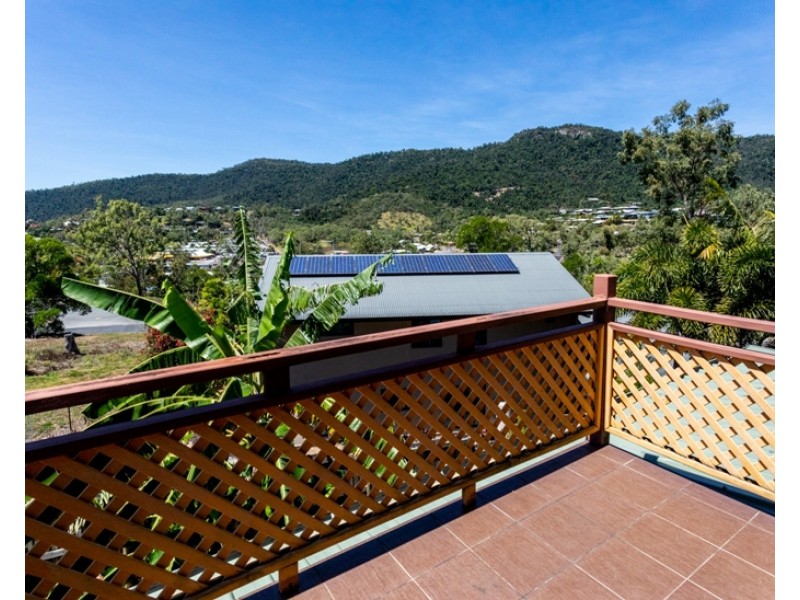 26 Macarthur Drive, Cannonvale QLD 4802