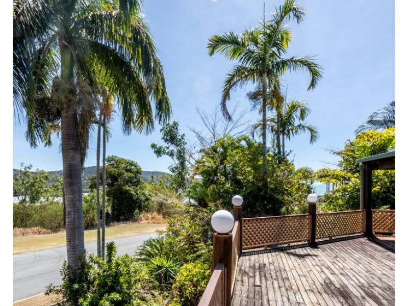 26 Macarthur Drive, Cannonvale QLD 4802