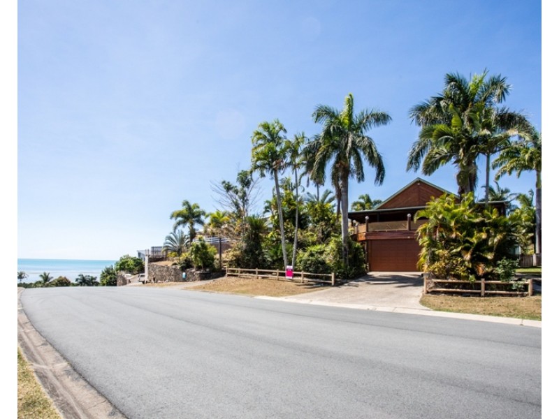 26 Macarthur Drive, Cannonvale QLD 4802