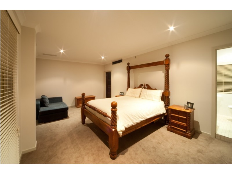 11 Orana Street, Airlie Beach QLD 4802