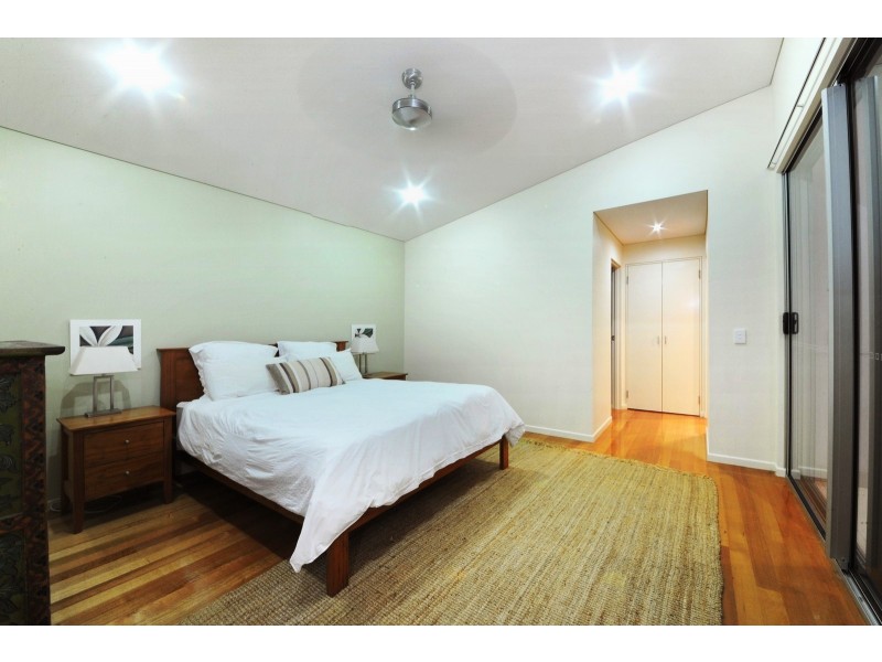 31 Eshelby Drive, Cannonvale QLD 4802