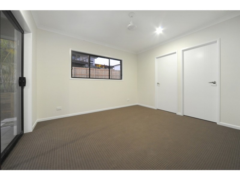 16 Johnswood Close, Cannonvale QLD 4802