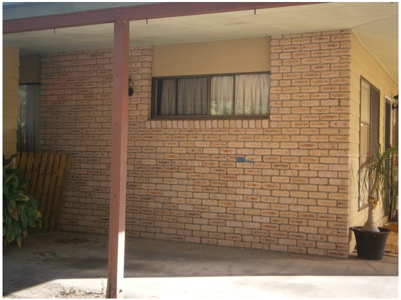 1/12 Pandanus Drive, Cannonvale QLD 4802