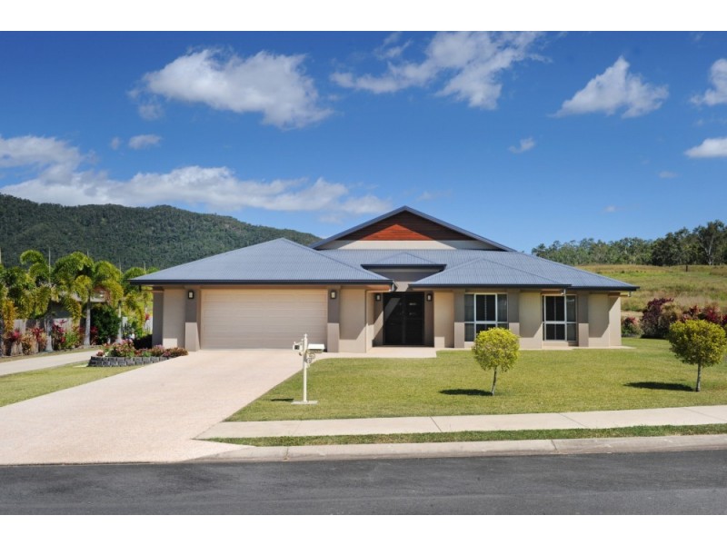 75 Galbraith Park Drive, Cannonvale QLD 4802